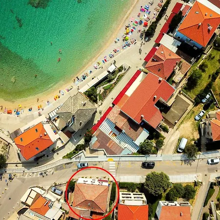 Marin With Sea View شقة
